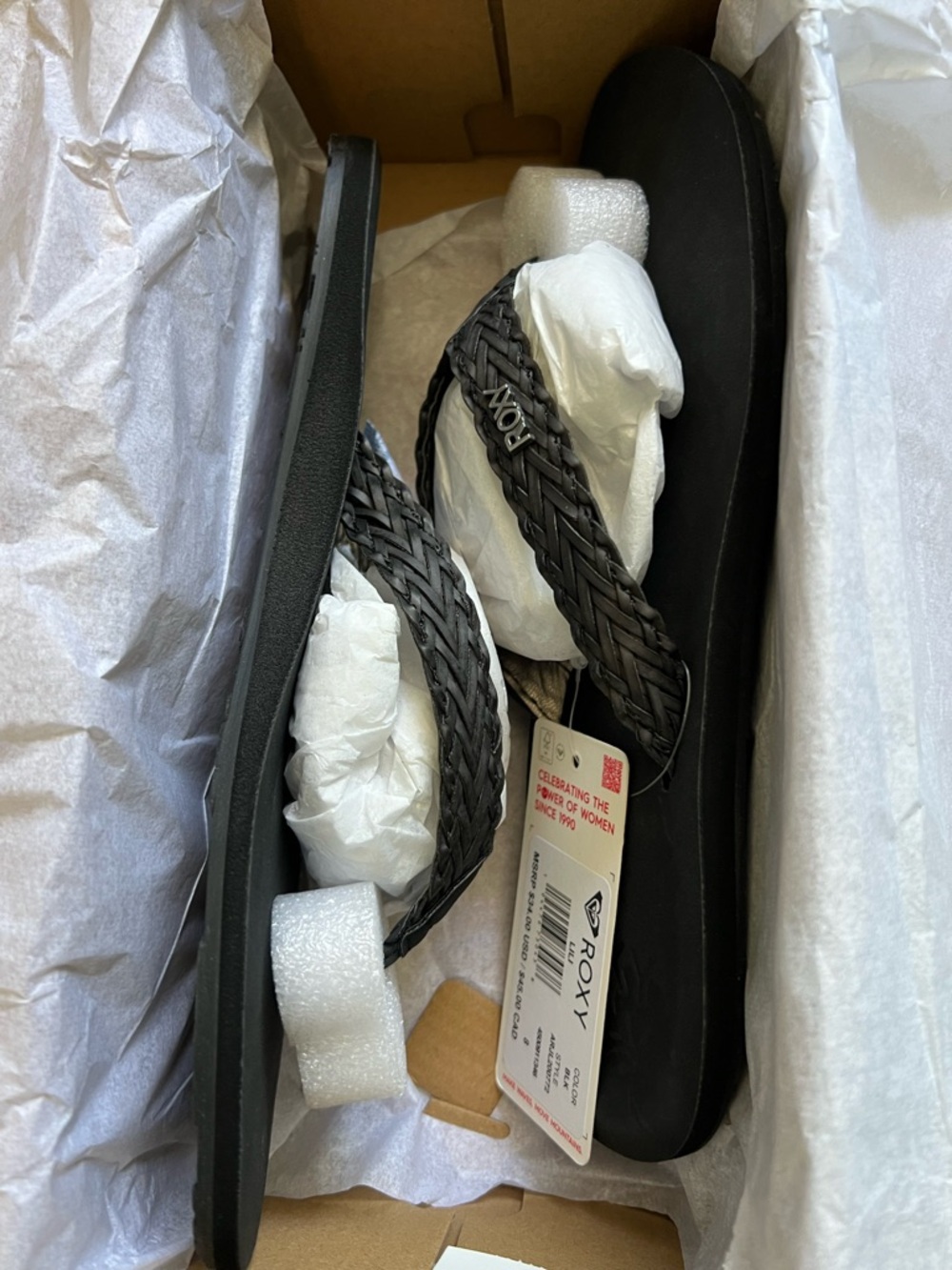 Roxy Black Braided Thong Flip Flops - Picture 2 of 5